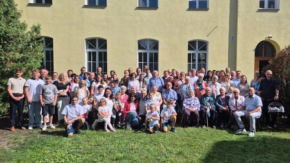 Wspólnota kościelna na zewnątrz